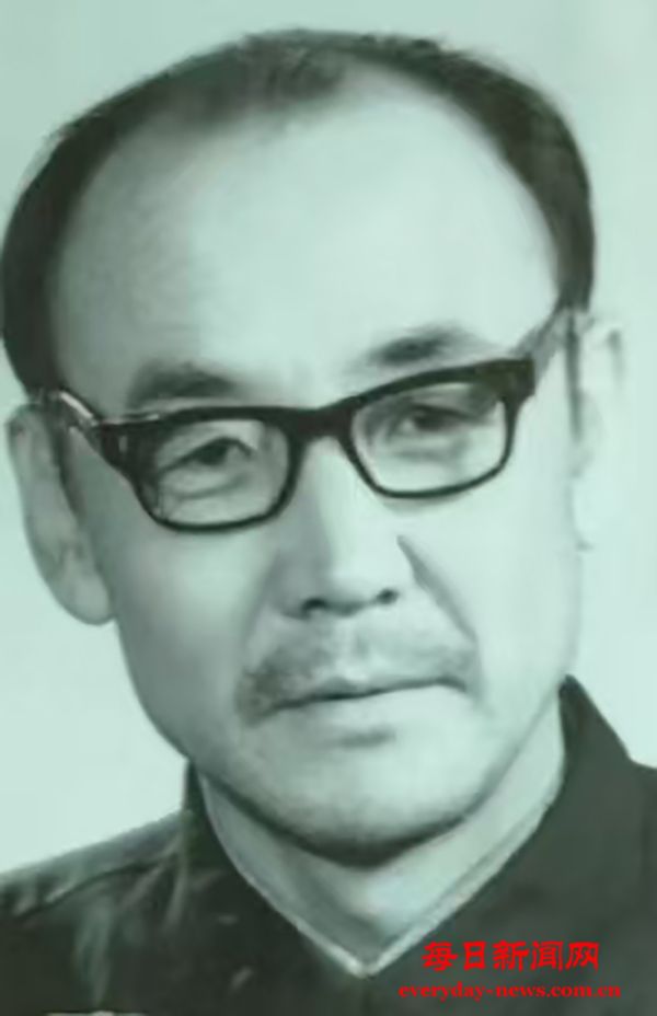 001.jpg 001.jpg